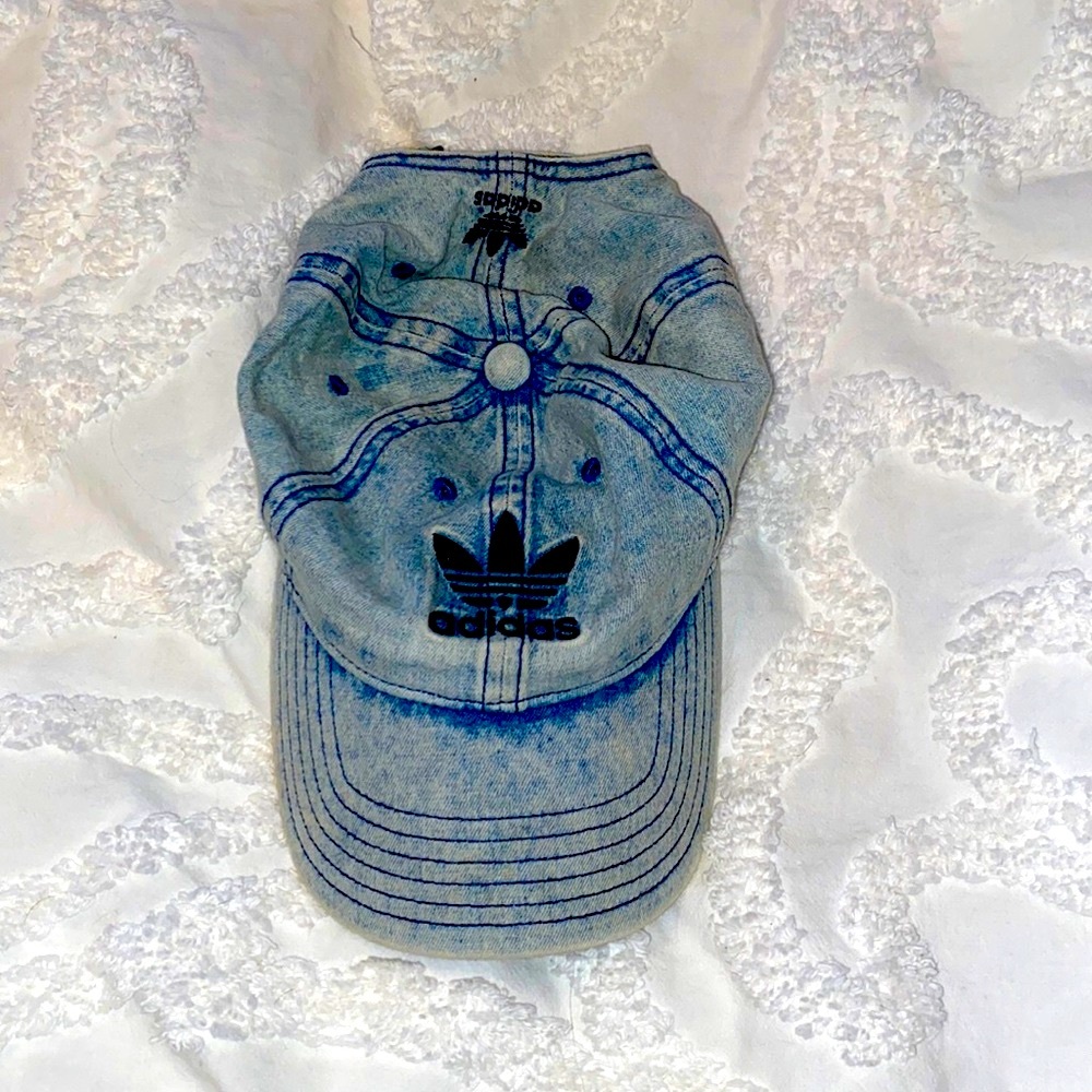Baseball cap
